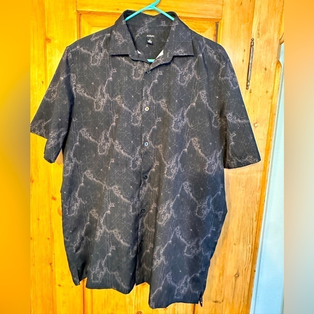 Alfani Short Sleeve Lightweight Fun Patterned Button Down Men’s Shirt Sz Large